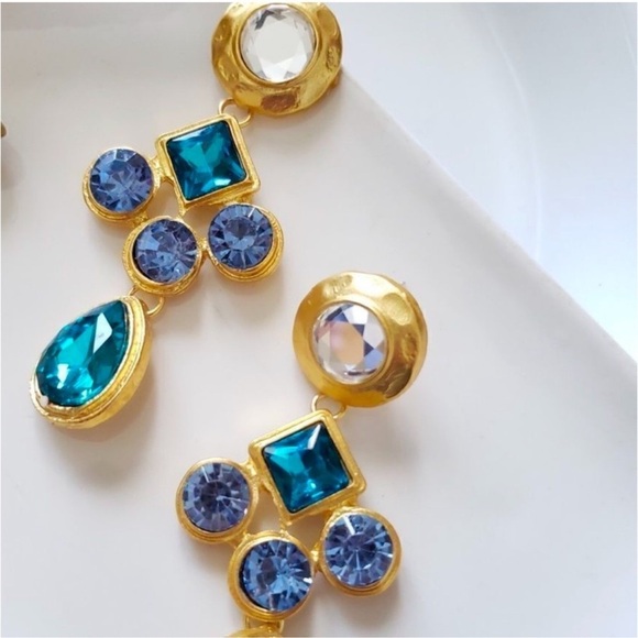 Marquis Baroque Blue Diamond Earrings - Picture 7 of 11